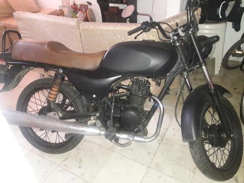 Vendo Boxer Bm Modelo 2010 Al Dia Barata