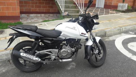 Vendo Pulsar 180 modelo 2017