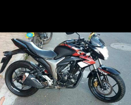 SUZUKI GIXXER