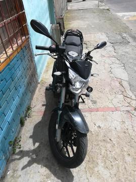 Vendo Akt Rtx 150 Modelo 2017