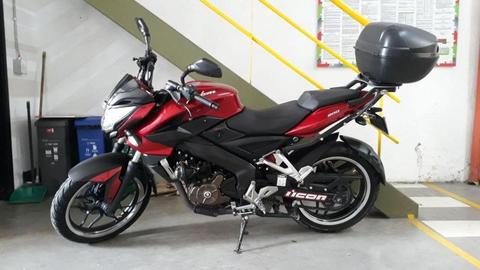 Pulsar NS 200 2015 roja 15.000KMS
