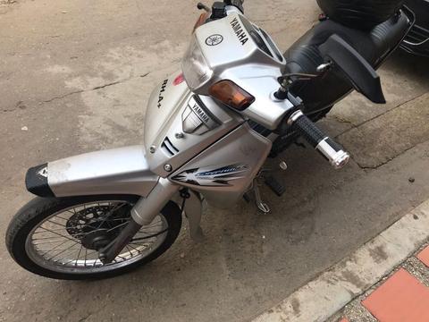 Vendo Moto Cripton Modelo 2006