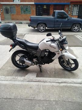 Se Vende Moto Fz Todo Al Dia Llamar