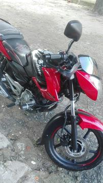 Vendo Moto 135 en Muy Buen Estado