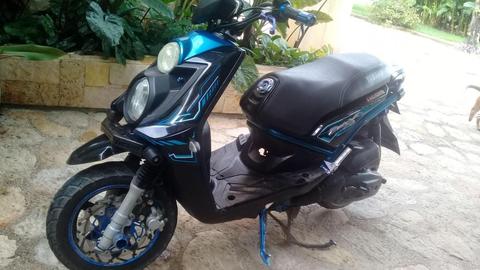 Vendo bwis 2 modelo 2011 papeles hasta diciembre 3500 000