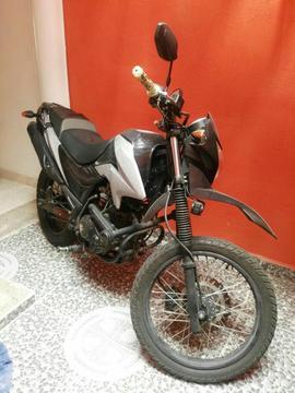 Moto Akt Tt 125 Buen Estado 2014