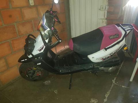 Vendo Moto Bws Bera 2013