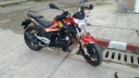 Vendo Akt 150 Modelo 2017