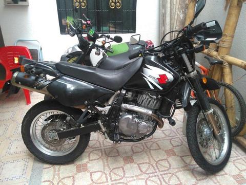 DR 650 2017 vendo o cambio