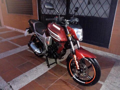 Vendo Moto Fz