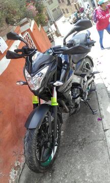 Gangazo Vendo Ns 200 Modelo 2018