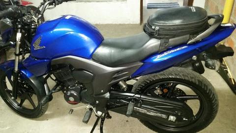 Motocicleta Honda Invicta Modelo 2015