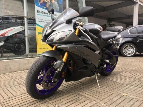 YAMAHA ZR R6