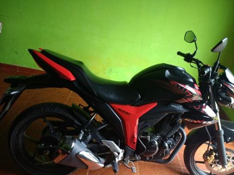 Moto Gixxer