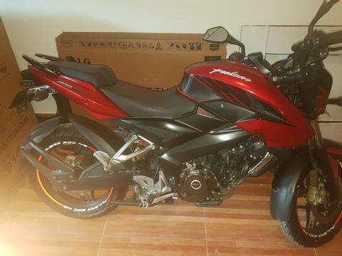 Vendo Pulsar 2016 Papeles hasta Julio