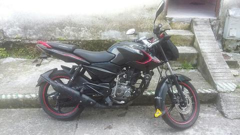 Vendo Moto Pulsar 135 Modelo 2012