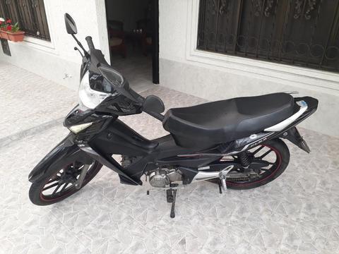 Se Vende Akt 125 Flex 2015