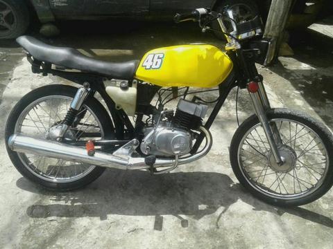 Vendo Hermosa Akt 100