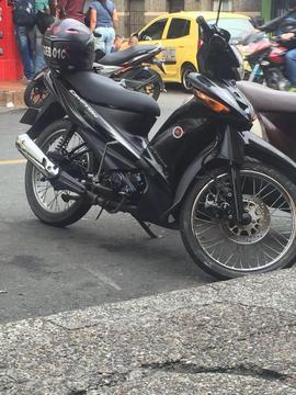 Moto Yamaha Crypton Modelo 2011