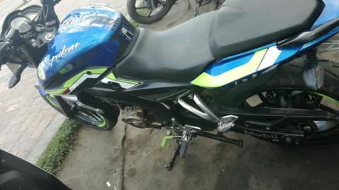 Pulsar Ns 200