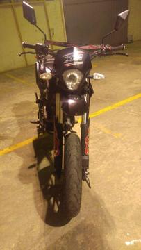 VENTA DE MOTO XM180