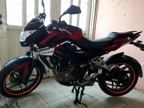 Pulsar 200 en Buen Estado