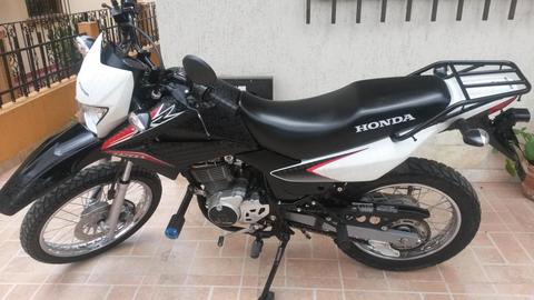 Se vende Honda XRL 150 Modelo 2017