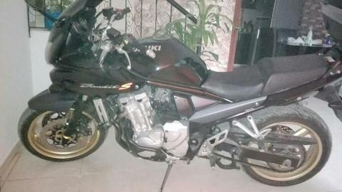 Vendo O Permuto Suzuki Bandit 650