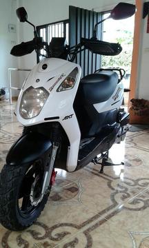 Se Vende Akt Dinamic 125 Como Nueva