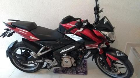 Vendo Linda Pulsar Ns 200