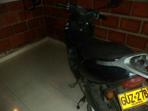 Vendo Moto Barata 750.000 Papeles Al Dia