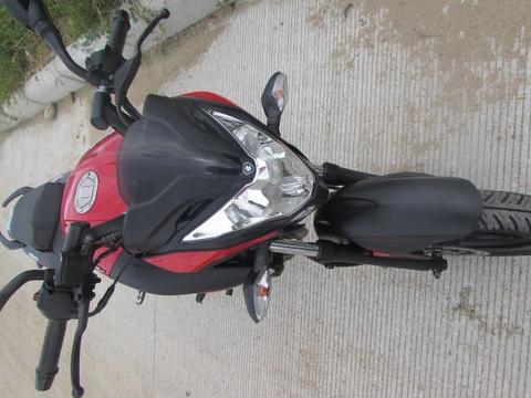 Vendo ns 150 excelente condiciones