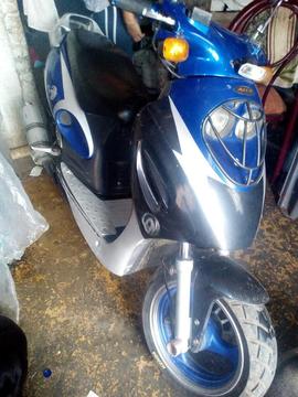 Vendo Moto