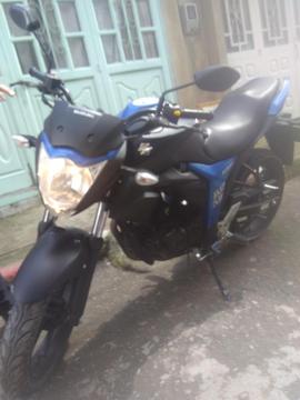 Moto gixxer suzuki 150