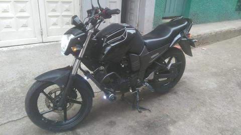 Vendo O Permuto Yamaha Fz 2014