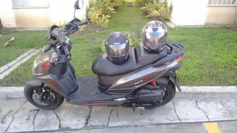 se vende AKT JET5 R C.C150