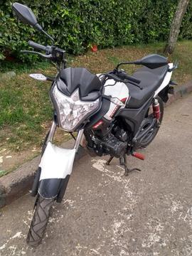 Vendo Akt Evo R3 2016 en Muy Buen Estado