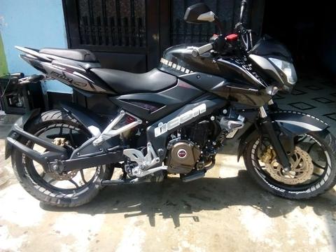 Moto Pulsar 200ns Pro