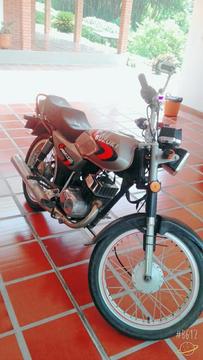 Vendo Moto Varata Ax 115