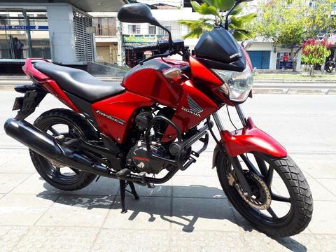 Honda Invicta Modelo 2014 Bien Tenida