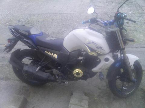 Se Vende Moto Fz