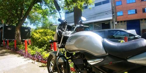 HONDA CBF 150 GRIS Modelo 2014