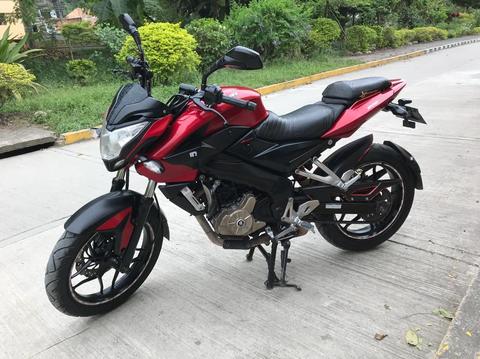 Pulsar Ns 200