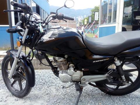 Vendo Cb125e Negociable Papele Hasta2019