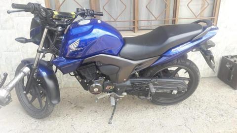 Moto Invicta 150