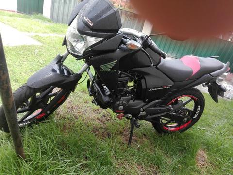 Honda 150 en 2millones