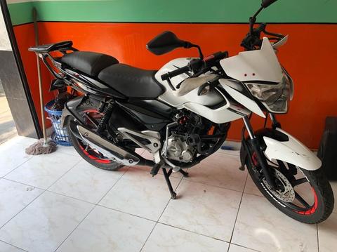 Pulsar 135 2015 Papeles Septiembre