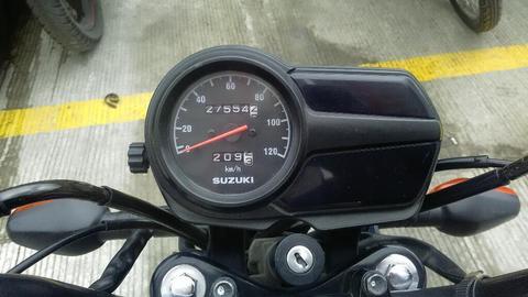 Vendo Moto Suzuki Ax4 Modelo 2014