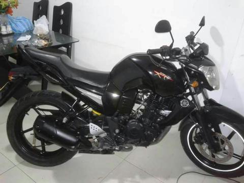 Vendo Yamaha Fz2013