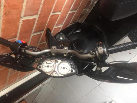 AGILITY RS NAKED 2013 matriculada pradera 3136569497